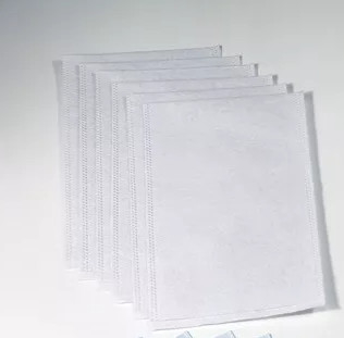 Luvas descartáveis não tecidas da lavagem livres de poeira com tamanho de 15×22cm 16×23cm